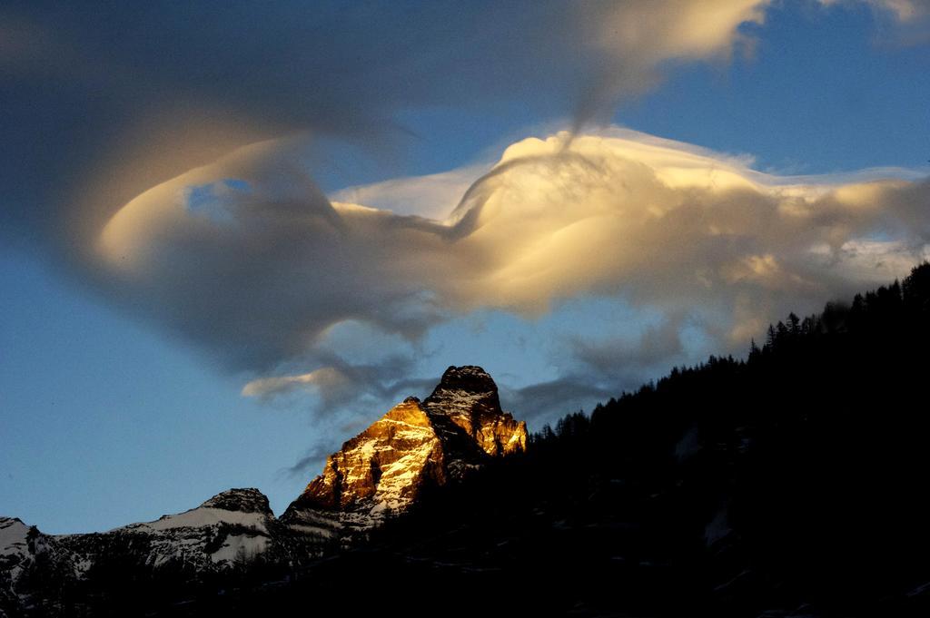 Les Neiges D'Antan Hotel Breuil-Cervinia Buitenkant foto